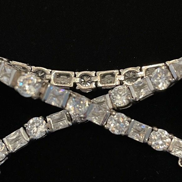 ✅ SOLD ✅ TENNIS BRACELET Gorgeous Sterling Silver & CZ 7.5” - Picture 8 of 16